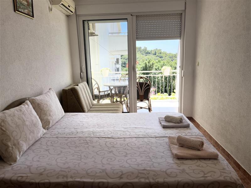 Apartmani Neda Bane Petrovac Exterior foto