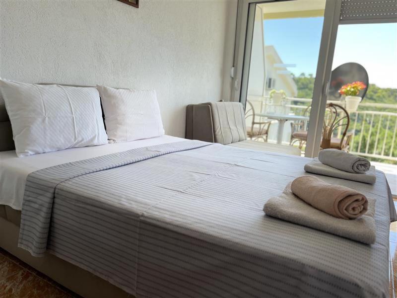 Apartmani Neda Bane Petrovac Exterior foto