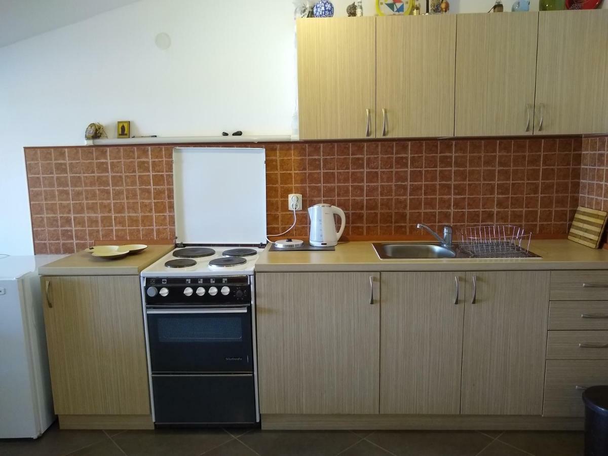 Apartmani Neda Bane Petrovac Exterior foto